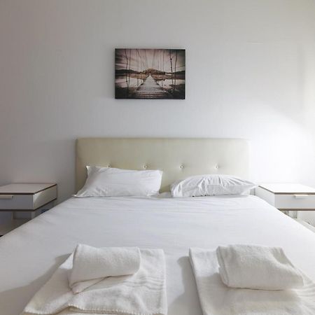 Cadorna Apartments Milan Luaran gambar