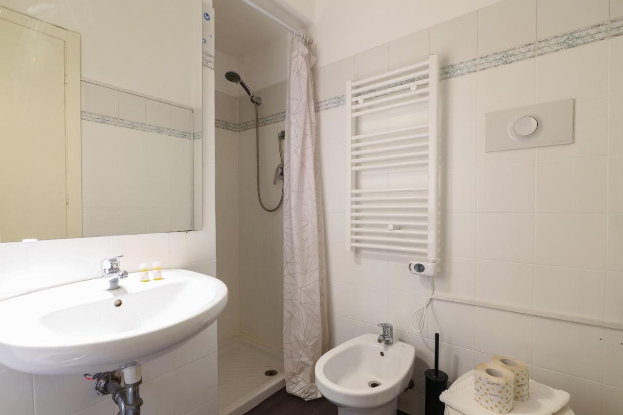 Cadorna Apartments Milan Luaran gambar