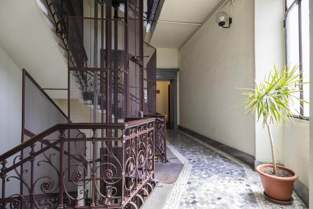 Cadorna Apartments Milan Luaran gambar